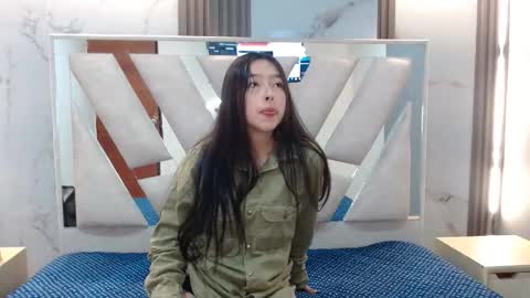 salethjonescl202 online show from March 27, 6:31 pm