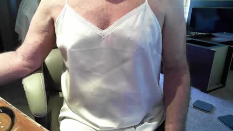 sally______ online show from March 28, 6:31 pm