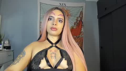 sallymaddoxx online show from October 31, 6:47 am