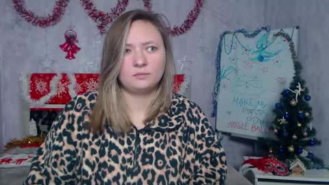 Sally online show from December 14, 6:58 pm