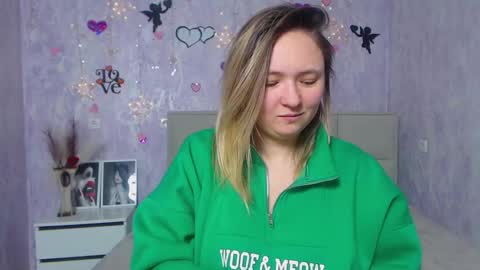 Sally online show from February 24, 9:52 pm