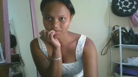 SallyWett online show from March 14, 2:32 pm