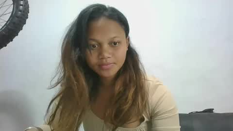 SallyWett online show from May 15, 6:59 pm
