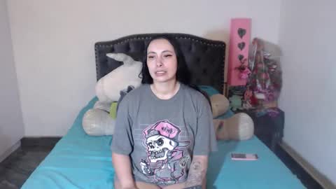 yenny online show from February 25, 3:43 am