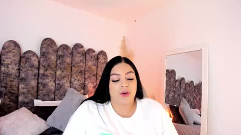 Snapshot of salomesimos1 chatting on September 15, 10:44 pm Salome online show from September 15, 10:44 pm