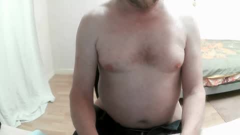 Saltimbanquier  Salt  ou  Banquier  online show from February 20, 2:57 pm