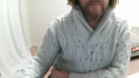 Saltimbanquier  Salt  ou  Banquier  online show from February 13, 1:05 pm