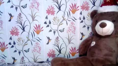 Ask me  online show from October 3, 4:48 pm