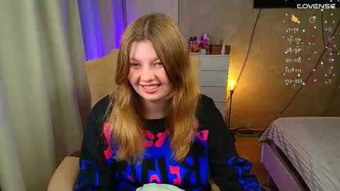 Snapshot of salut_love chatting on September 25, 4:25 pm Ruby online show from September 25, 4:25 pm