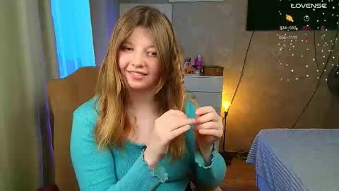 Snapshot of salut_love chatting on October 9, 2:33 pm Ruby online show from October 9, 2:33 pm