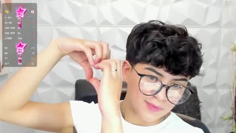 Sam online show from December 5, 3:10 pm