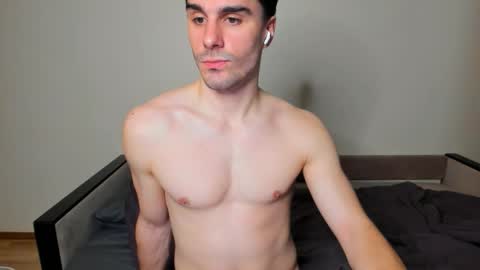 BACK IN 2 WEEKS online show from March 17, 11:10 pm