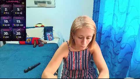 Snapshot of samanta_stone69 chatting on February 25, 3:31 pm Samanta Stone online show from February 25, 3:31 pm