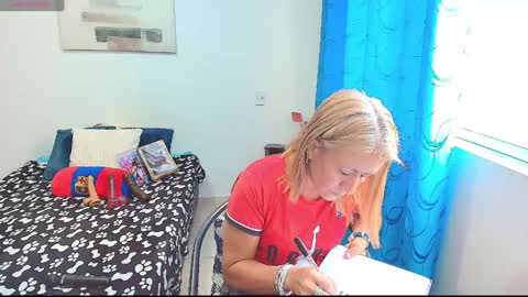 Snapshot of samanta_stone69 chatting on January 27, 7:13 pm Samanta Stone online show from January 27, 7:13 pm