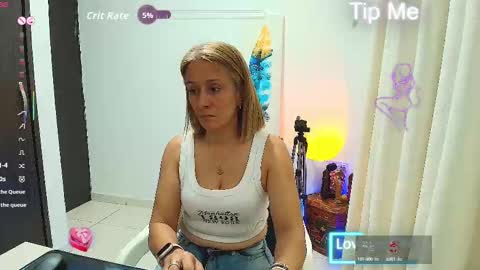Snapshot of samanta_stone69 chatting on September 19, 11:19 pm Samanta Stone online show from September 19, 11:19 pm