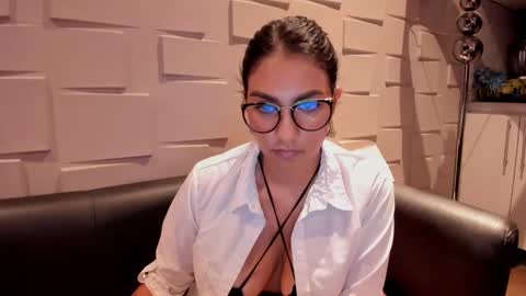 Snapshot of samantha_jadee chatting on February 7, 11:55 pm Samantha online show from February 7, 11:55 pm
