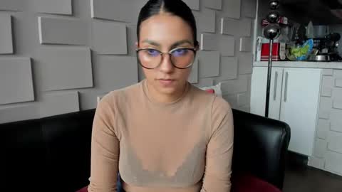 Snapshot of samantha_jadee chatting on January 16, 7:10 pm Samantha online show from January 16, 7:10 pm