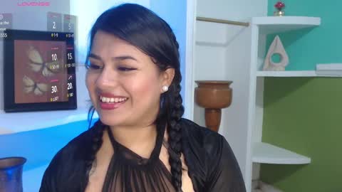 Snapshot of samantha_smiithh chatting on October 4, 8:50 pm samantha_smiithh online show from October 4, 8:50 pm