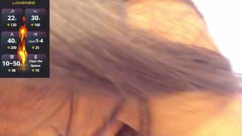 Snapshot of samanthaferrer_ chatting on February 10, 8:00 pm Samantha online show from February 10, 8:00 pm