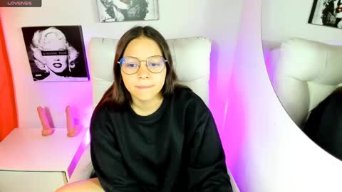 Samantha online show from April 9, 4:23 pm