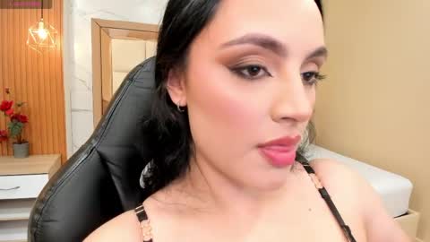 Samara Star  online show from April 24, 6:32 pm