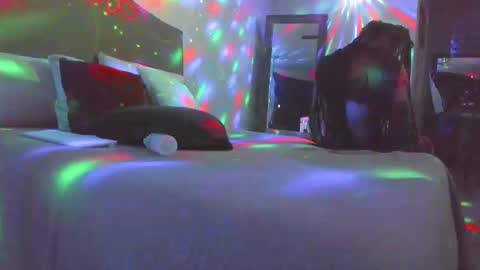 Yaya online show from March 21, 3:01 am