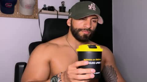 Sam Dornan online show from March 16, 5:32 am