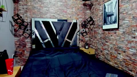 Sam  online show from January 5, 4:38 pm