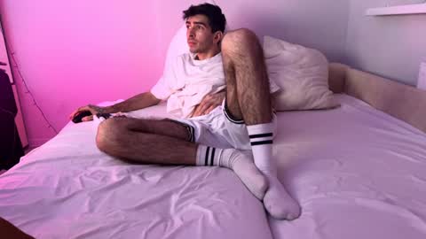 Sam online show from April 3, 4:25 pm