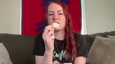 Playful Sammie online show from February 13, 8:23 pm