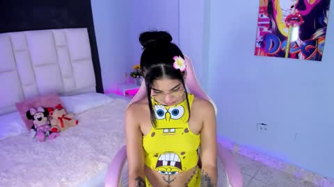 Snapshot of sammy__rose chatting on October 10, 10:25 pm Sammy Rose online show from October 10, 10:25 pm