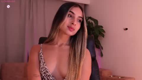 Snapshot of sammylaszlow chatting on October 15, 11:48 pm Sammy online show from October 15, 11:48 pm