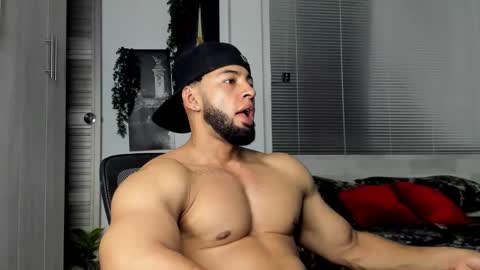 samuel2rd online show from November 2, 5:18 am