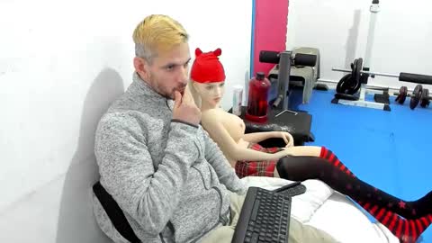 samuraijiu online show from December 17, 10:49 pm