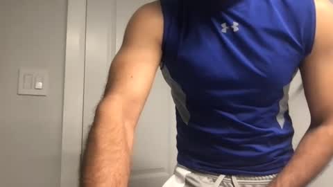 Snapshot of samwise2418 chatting on September 19, 6:39 am Sam W dick strip tease online show from September 19, 6:39 am