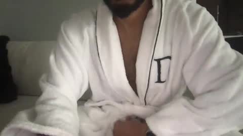 Snapshot of samwise2418 chatting on September 9, 7:03 pm Sam W dick strip tease online show from September 9, 7:03 pm