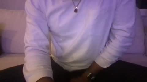 samwiseg02 online show from July 21, 5:53 am