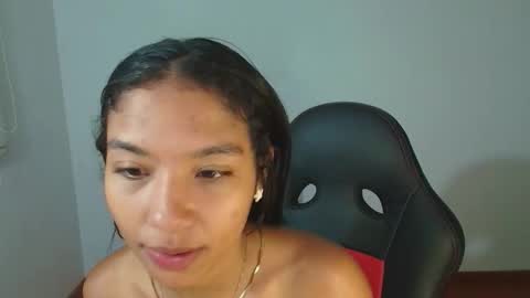 Snapshot of samy_jonnes_ chatting on September 25, 1:34 am Hello I am absent due to a family calamity I will return soon-hola estoy ausente por un problema familiar volvere pronto. online show from September 25, 1:34 am