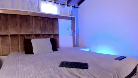 samysharky online show from October 23, 2:40 pm