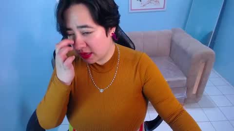 samythomas_t online show from January 10, 2:39 am