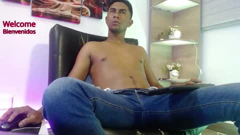 Snapshot of sander_ath chatting on October 26, 11:15 pm Sander online show from October 26, 11:15 pm