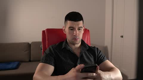 Sandow online show from April 16, 10:45 pm