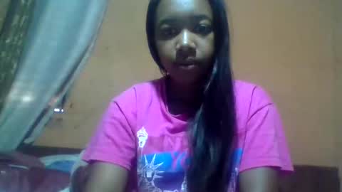 sandriana26 online show from April 10, 7:57 am