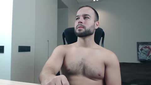 DeAlex online show from February 2, 8:27 pm