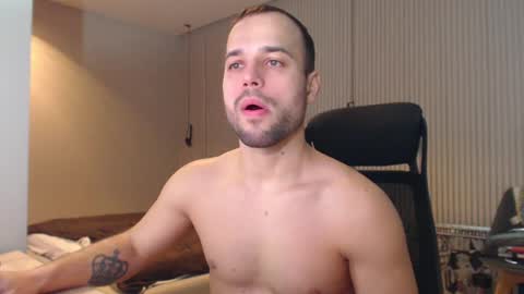 DeAlex online show from March 8, 11:37 am