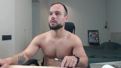 DeAlex online show from April 15, 8:17 am