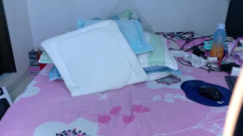 sandy online show from September 21, 9:08 pm