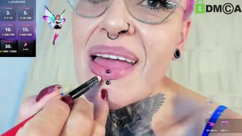 Snapshot of sandyrosee_ chatting on September 19, 3:32 am Sandy Rose online show from September 19, 3:32 am