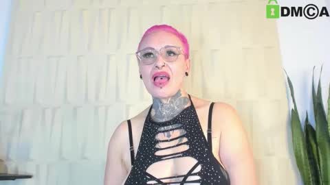 Snapshot of sandyrosee_ chatting on October 5, 6:33 am Sandy Rose online show from October 5, 6:33 am