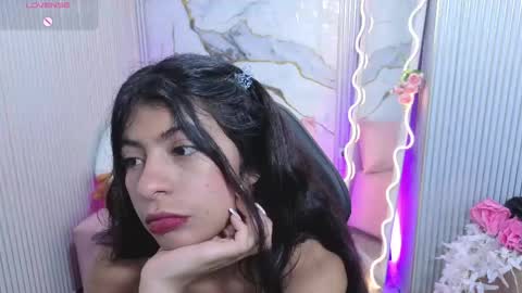 sandyy_tay online show from May 12, 4:05 pm